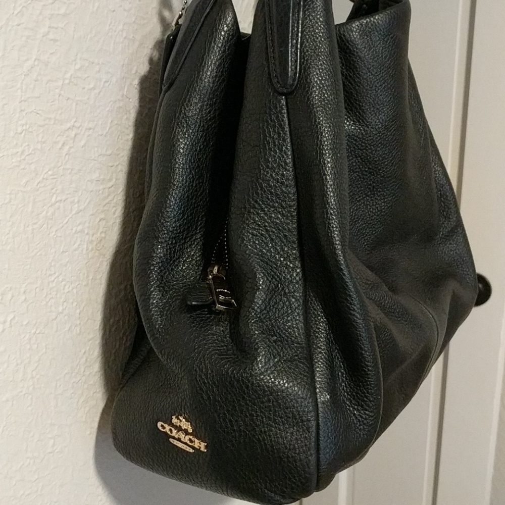 Beautiful coach purse three compartment